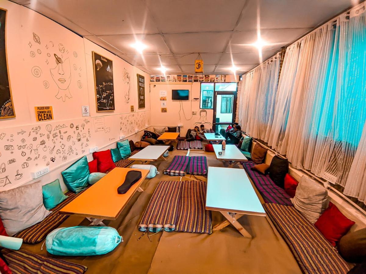 Moustache Mcleodganj Hostel McLeod Ganj Bagian luar foto